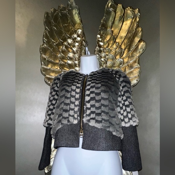 Juicy Couture Herringbone Faux Fur Jacket, size Small 👑 - Picture 8 of 17
